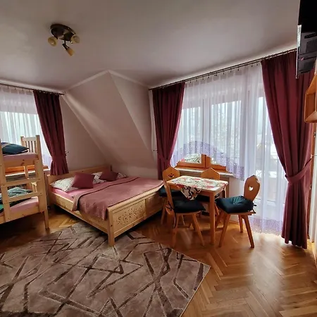 Bobrowski Kwatera prywatna *